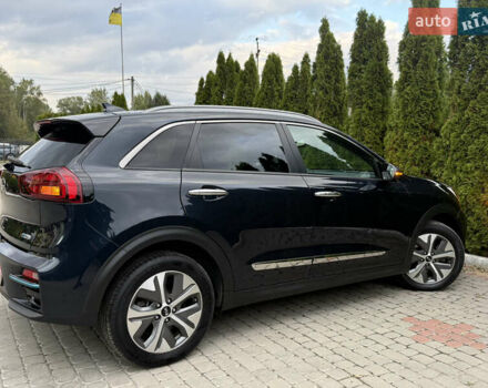 Синий Киа Niro, объемом двигателя 0 л и пробегом 88 тыс. км за 20999 $, фото 12 на Automoto.ua