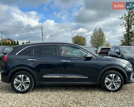 Синій Кіа Niro, об'ємом двигуна 0 л та пробігом 57 тис. км за 24700 $, фото 39 на Automoto.ua