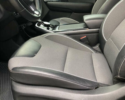 Синій Кіа Niro, об'ємом двигуна 0 л та пробігом 85 тис. км за 21850 $, фото 30 на Automoto.ua