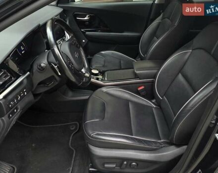 Синий Киа Niro, объемом двигателя 0 л и пробегом 139 тыс. км за 18950 $, фото 20 на Automoto.ua