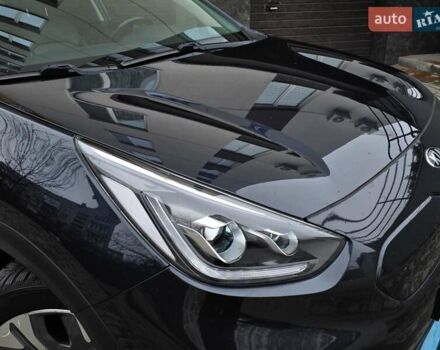 Синій Кіа Niro, об'ємом двигуна 0 л та пробігом 129 тис. км за 18999 $, фото 16 на Automoto.ua