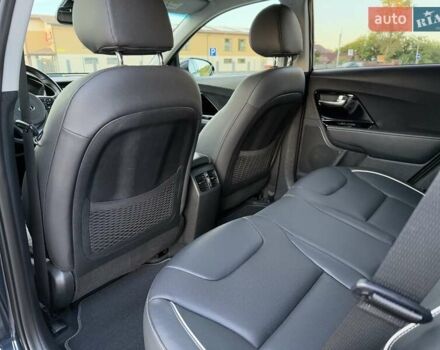 Синий Киа Niro, объемом двигателя 0 л и пробегом 64 тыс. км за 19850 $, фото 42 на Automoto.ua