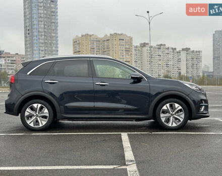Синий Киа Niro, объемом двигателя 0 л и пробегом 147 тыс. км за 19500 $, фото 12 на Automoto.ua