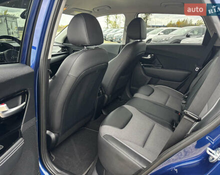 Синий Киа Niro, объемом двигателя 0 л и пробегом 60 тыс. км за 21999 $, фото 17 на Automoto.ua