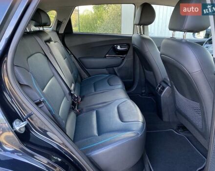 Синий Киа Niro, объемом двигателя 0 л и пробегом 123 тыс. км за 20600 $, фото 73 на Automoto.ua