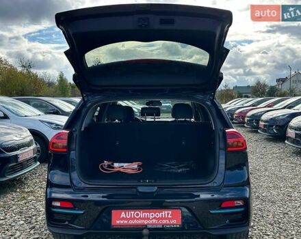 Синій Кіа Niro, об'ємом двигуна 0 л та пробігом 57 тис. км за 24700 $, фото 79 на Automoto.ua