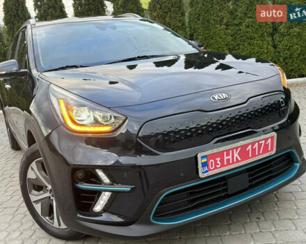 Синий Киа Niro, объемом двигателя 0 л и пробегом 88 тыс. км за 20999 $, фото 5 на Automoto.ua