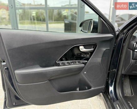 Синій Кіа Niro, об'ємом двигуна 0 л та пробігом 124 тис. км за 19950 $, фото 33 на Automoto.ua