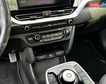 Синий Киа Niro, объемом двигателя 0 л и пробегом 46 тыс. км за 23050 $, фото 28 на Automoto.ua