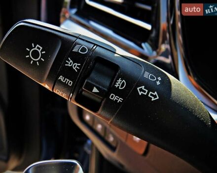Синий Киа Niro, объемом двигателя 1.58 л и пробегом 35 тыс. км за 23900 $, фото 12 на Automoto.ua