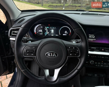 Синій Кіа Niro, об'ємом двигуна 0 л та пробігом 88 тис. км за 19750 $, фото 36 на Automoto.ua