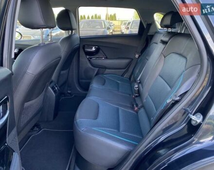 Синий Киа Niro, объемом двигателя 0 л и пробегом 123 тыс. км за 20600 $, фото 67 на Automoto.ua