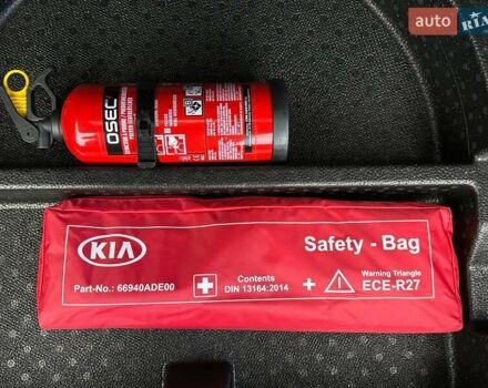 Синий Киа Niro, объемом двигателя 0 л и пробегом 57 тыс. км за 23700 $, фото 82 на Automoto.ua