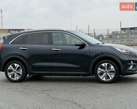 Синий Киа Niro, объемом двигателя 0 л и пробегом 55 тыс. км за 22600 $, фото 6 на Automoto.ua