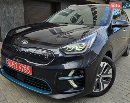 Синий Киа Niro, объемом двигателя 0 л и пробегом 138 тыс. км за 18799 $, фото 1 на Automoto.ua