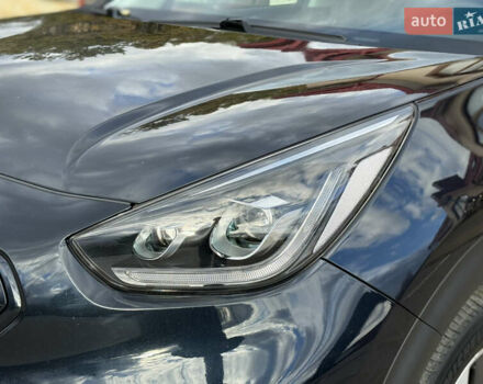 Синій Кіа Niro, об'ємом двигуна 0 л та пробігом 136 тис. км за 19350 $, фото 23 на Automoto.ua