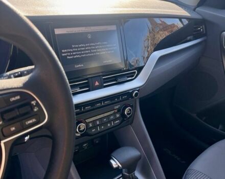 Синий Киа Niro, объемом двигателя 1.6 л и пробегом 37 тыс. км за 21500 $, фото 7 на Automoto.ua