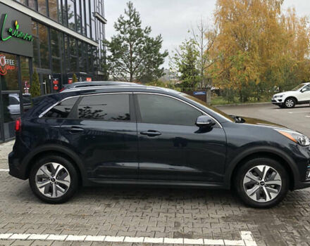 Синій Кіа Niro, об'ємом двигуна 0 л та пробігом 85 тис. км за 21850 $, фото 3 на Automoto.ua