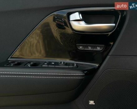 Синій Кіа Niro, об'ємом двигуна 0 л та пробігом 57 тис. км за 24700 $, фото 46 на Automoto.ua