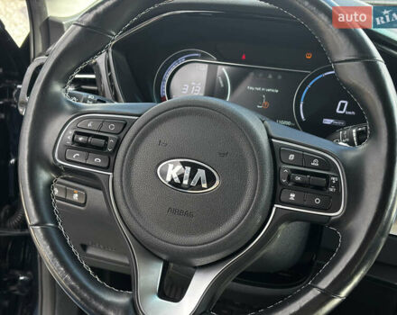 Синий Киа Niro, объемом двигателя 0 л и пробегом 110 тыс. км за 21650 $, фото 21 на Automoto.ua