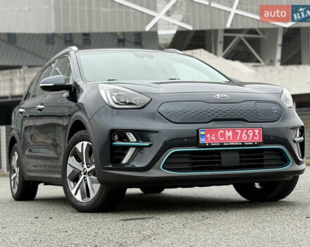 Синий Киа Niro, объемом двигателя 0 л и пробегом 55 тыс. км за 22600 $, фото 2 на Automoto.ua