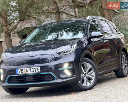 Синий Киа Niro, объемом двигателя 0 л и пробегом 64 тыс. км за 23800 $, фото 1 на Automoto.ua