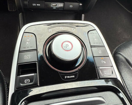 Синій Кіа Niro, об'ємом двигуна 0 л та пробігом 87 тис. км за 19555 $, фото 18 на Automoto.ua