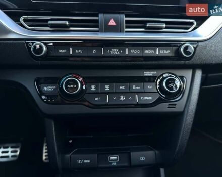 Синий Киа Niro, объемом двигателя 0 л и пробегом 57 тыс. км за 23700 $, фото 60 на Automoto.ua