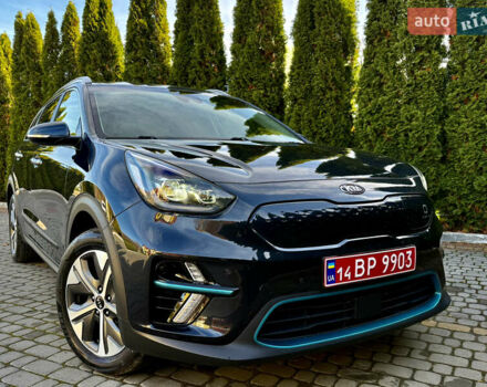 Синий Киа Niro, объемом двигателя 0 л и пробегом 83 тыс. км за 19999 $, фото 5 на Automoto.ua