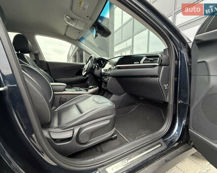 Синій Кіа Niro, об'ємом двигуна 0 л та пробігом 124 тис. км за 19950 $, фото 65 на Automoto.ua