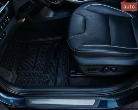 Синий Киа Niro, объемом двигателя 0 л и пробегом 125 тыс. км за 18950 $, фото 48 на Automoto.ua
