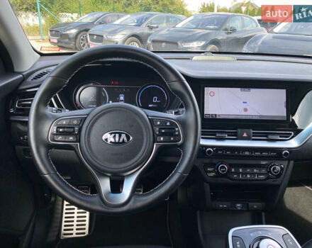 Синий Киа Niro, объемом двигателя 0 л и пробегом 24 тыс. км за 24600 $, фото 52 на Automoto.ua