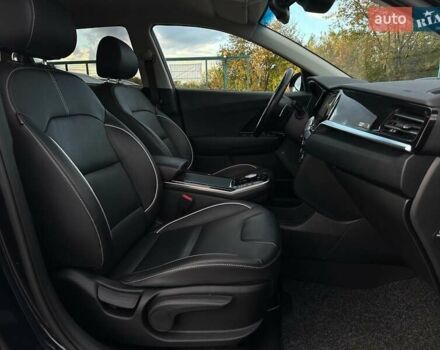 Синій Кіа Niro, об'ємом двигуна 0 л та пробігом 62 тис. км за 24600 $, фото 86 на Automoto.ua
