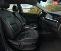 Синій Кіа Niro, об'ємом двигуна 0 л та пробігом 62 тис. км за 24600 $, фото 86 на Automoto.ua
