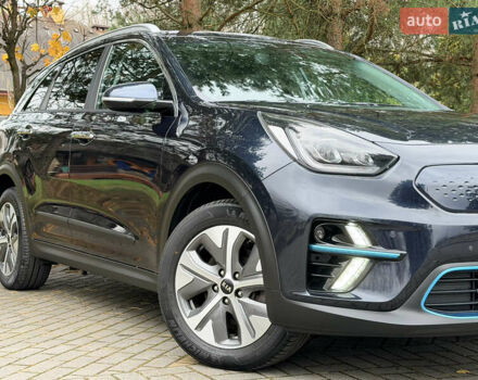 Синий Киа Niro, объемом двигателя 0 л и пробегом 64 тыс. км за 23800 $, фото 6 на Automoto.ua