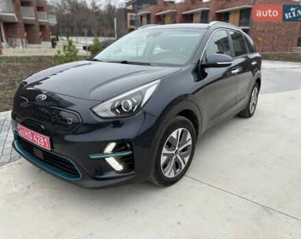 Синий Киа Niro, объемом двигателя 0 л и пробегом 138 тыс. км за 18900 $, фото 4 на Automoto.ua