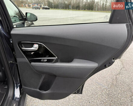 Синий Киа Niro, объемом двигателя 0 л и пробегом 55 тыс. км за 22600 $, фото 32 на Automoto.ua