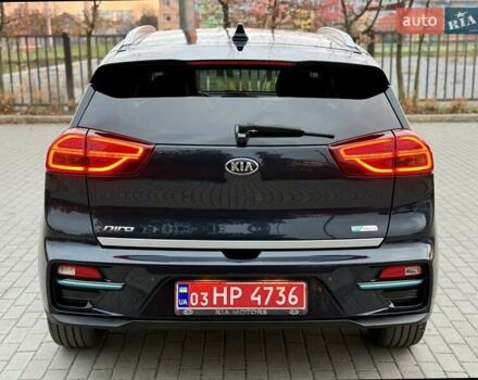 Синій Кіа Niro, об'ємом двигуна 0 л та пробігом 84 тис. км за 19450 $, фото 16 на Automoto.ua