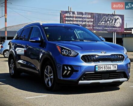 Синий Киа Niro, объемом двигателя 1.58 л и пробегом 35 тыс. км за 23900 $, фото 1 на Automoto.ua