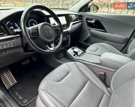 Синий Киа Niro, объемом двигателя 0 л и пробегом 64 тыс. км за 23800 $, фото 12 на Automoto.ua