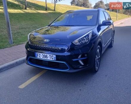 Синий Киа Niro, объемом двигателя 0 л и пробегом 101 тыс. км за 20950 $, фото 4 на Automoto.ua