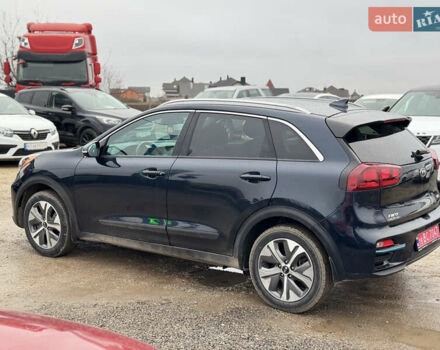 Синій Кіа Niro, об'ємом двигуна 0 л та пробігом 67 тис. км за 19000 $, фото 19 на Automoto.ua