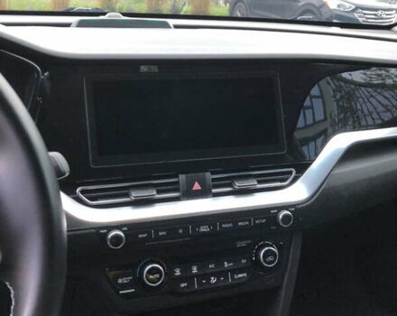 Синій Кіа Niro, об'ємом двигуна 0 л та пробігом 85 тис. км за 21850 $, фото 24 на Automoto.ua
