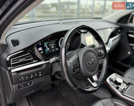 Синій Кіа Niro, об'ємом двигуна 0 л та пробігом 124 тис. км за 19950 $, фото 36 на Automoto.ua
