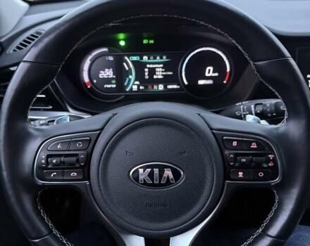 Синій Кіа Niro, об'ємом двигуна 0 л та пробігом 138 тис. км за 18900 $, фото 24 на Automoto.ua