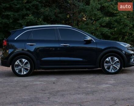 Синий Киа Niro, объемом двигателя 0 л и пробегом 125 тыс. км за 18950 $, фото 13 на Automoto.ua