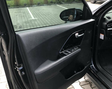 Синій Кіа Niro, об'ємом двигуна 0 л та пробігом 85 тис. км за 21850 $, фото 33 на Automoto.ua