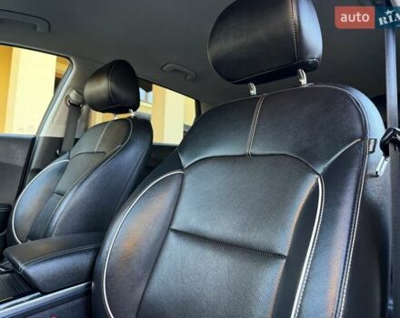 Синий Киа Niro, объемом двигателя 0 л и пробегом 82 тыс. км за 18950 $, фото 49 на Automoto.ua