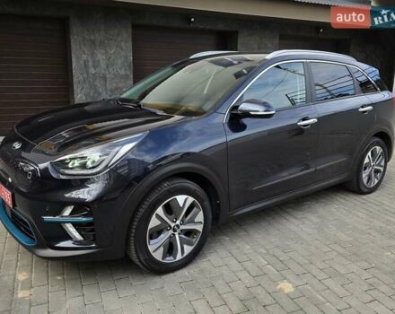 Синий Киа Niro, объемом двигателя 0 л и пробегом 138 тыс. км за 18799 $, фото 3 на Automoto.ua