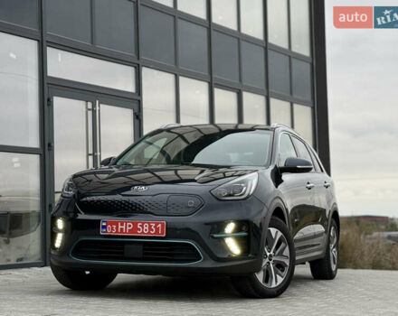 Синій Кіа Niro, об'ємом двигуна 0 л та пробігом 124 тис. км за 19950 $, фото 5 на Automoto.ua